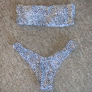 Bandeau bikini